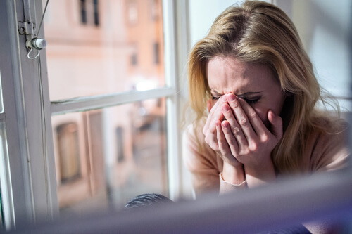 ストーカーになる心理と被害にあいやすい人の11の特徴とは Lovely ストーカーになる心理と被害にあいやすい人の11の特徴とは Lovely