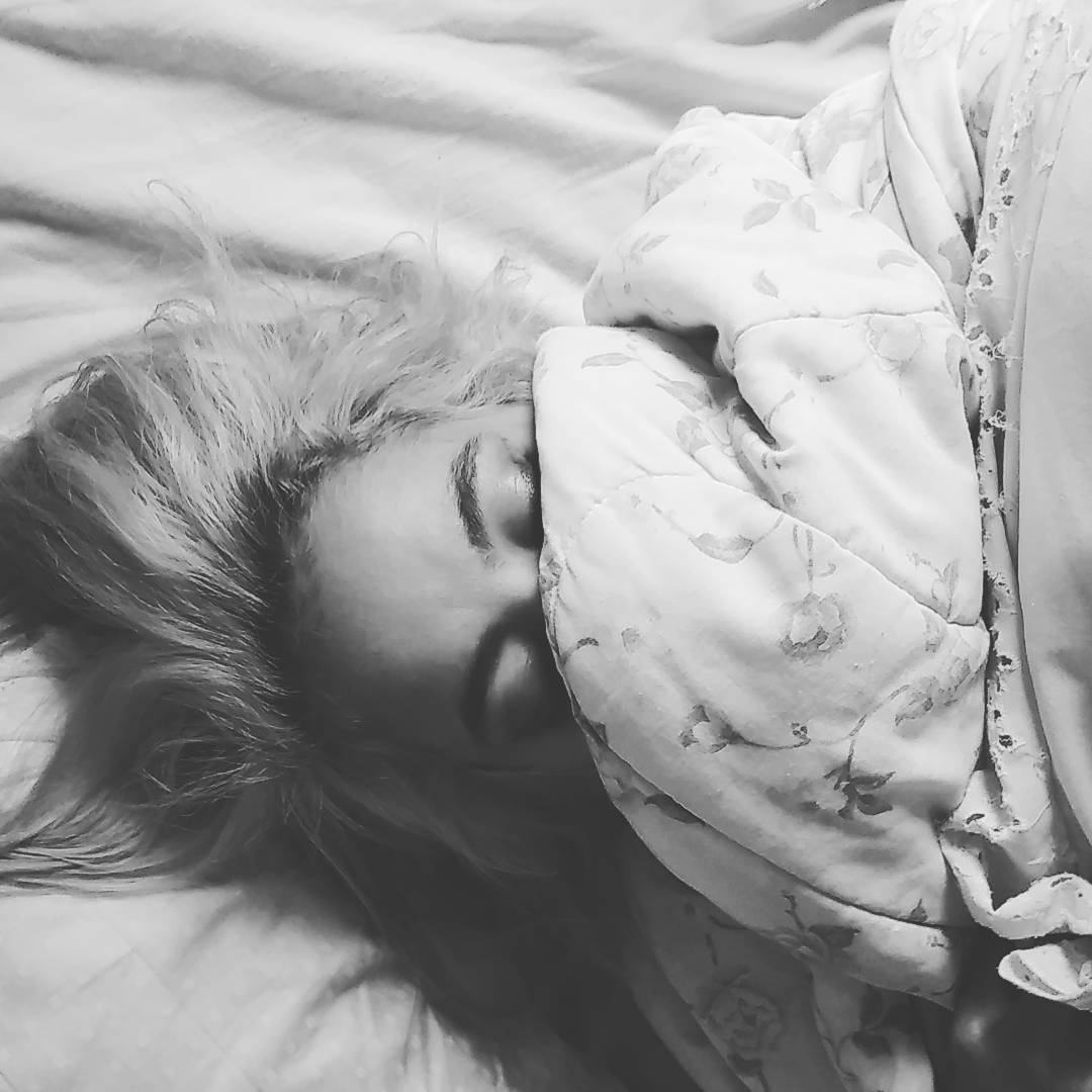 女友達に嫉妬してしまう8つの理由 そんな心理の対処法とは Lovely 女友達に嫉妬してしまう8つの理由 そんな心理の対処法とは Lovely