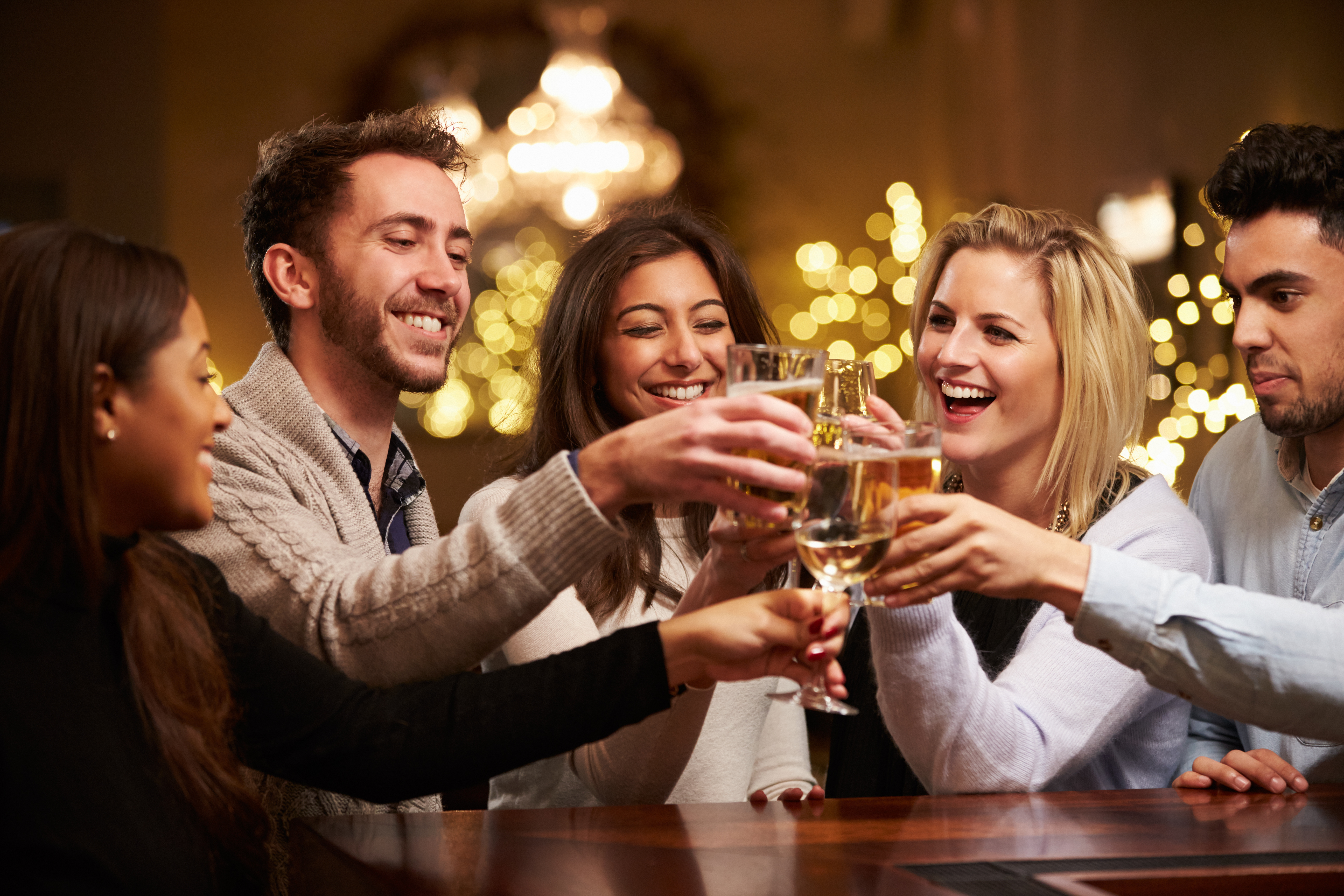 飲み会の服装まとめ おしゃれでオススメなのはこれ 必見 Lovely 飲み会の服装まとめ おしゃれでオススメなのはこれ 必見 Lovely