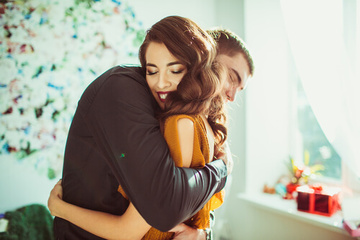 男性が女性を抱きしめる時の心理5選！抱きしめる瞬間何を考えてる？