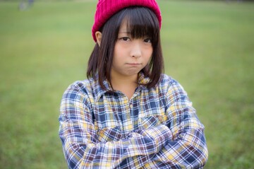 【夢占い】殴る夢を見る意味11選！人を殴るのはなぜ？