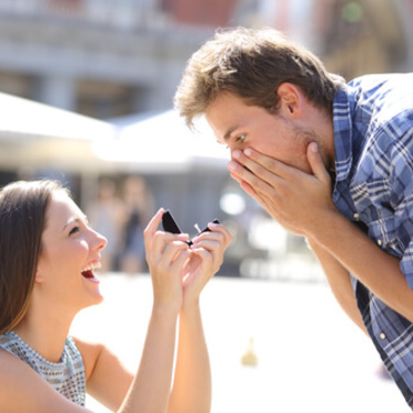 彼氏に会いたい 我慢せずに対処する方法 会いたいと思わせるには Lovely