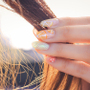 伸ばしかけの髪のヘアアレンジまとめ！カットはすべき？