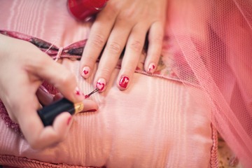紫ネイルの人気デザイン50選！パープルネイルは大人におすすめ！