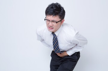 【夢占い】うんこを漏らす夢の11の意味とは！
