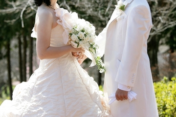 春日俊彰の彼女は？くみさんとの馴れ初めから結婚まで