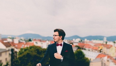 霜降り明星粗品の彼女が気になる！女性芸人との噂や実家の評判まとめ