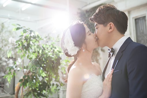 かたせ梨乃は現在結婚している 結婚歴や結婚しない理由 Lovely