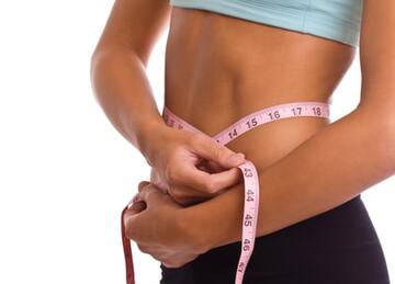 ダイエットで痩せたい部位ランキング17選【男女別】痩せるコツも解説！
