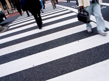 【夢占い】横断歩道の夢の意味23選｜車にまつわる夢の意味も紹介！