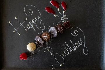 9月20日の誕生石・誕生花・星座・運勢・相性は？【365日誕生日占い】