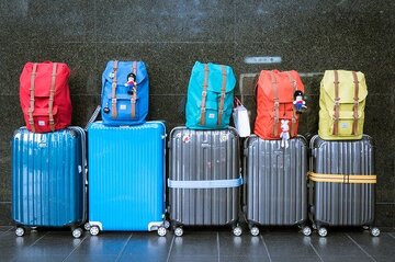 【夢占い】荷物に関する夢の25の意味を解説！問題・責任・負担