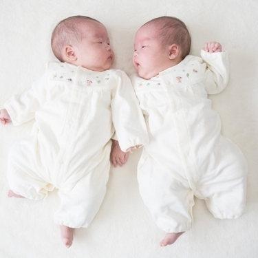 双子の名前どうつける 決め方のポイントや男女の事例を詳しくご紹介 Lovely
