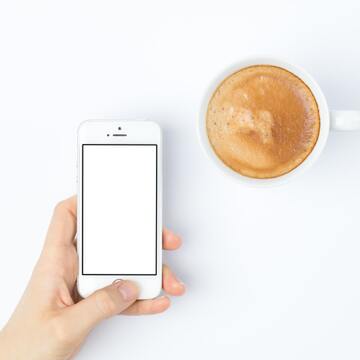 マッチングアプリのLINE交換の方法は？タイミングからやりとりを続けるコツまで	