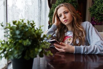マッチングアプリをめんどくさいと感じるのは恋活疲れが原因！？対策を見直そう！