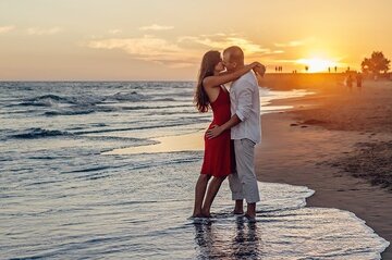 中距離恋愛に悩む高校生～社会人カップル必見！うまくいくコツと結婚への道	
