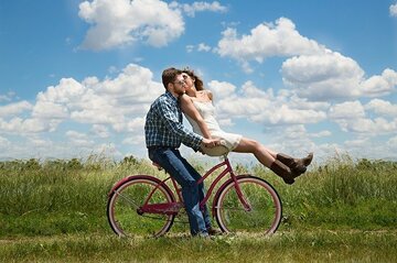 「恋人」とは…？恋人の意味や男女が求める恋人の理想的な関係性・やりたいこと