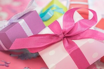【2022年】女子中学生がもらって嬉しい誕生日プレゼントのおすすめ21選！