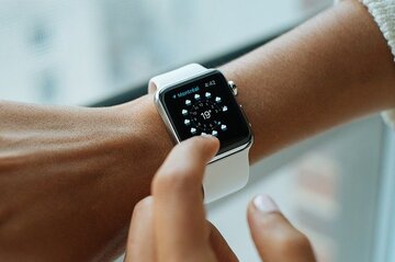 【2023年】メンズ向けシンプルな腕時計ブランド26選！プレゼントにおすすめシンプルデザイン