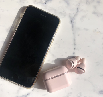 ひとくちサイズにかわいいと機能を凝縮！GLIDiC「Sound Air TW-4000」を使ってみた！